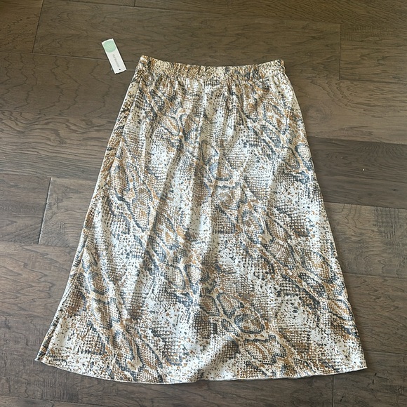 Vero Moda-Tiller Midi Slip Skirt-New with Tags - Picture 4 of 4